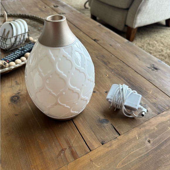 Young living essential oil diffuser - Picture 7 of 13
